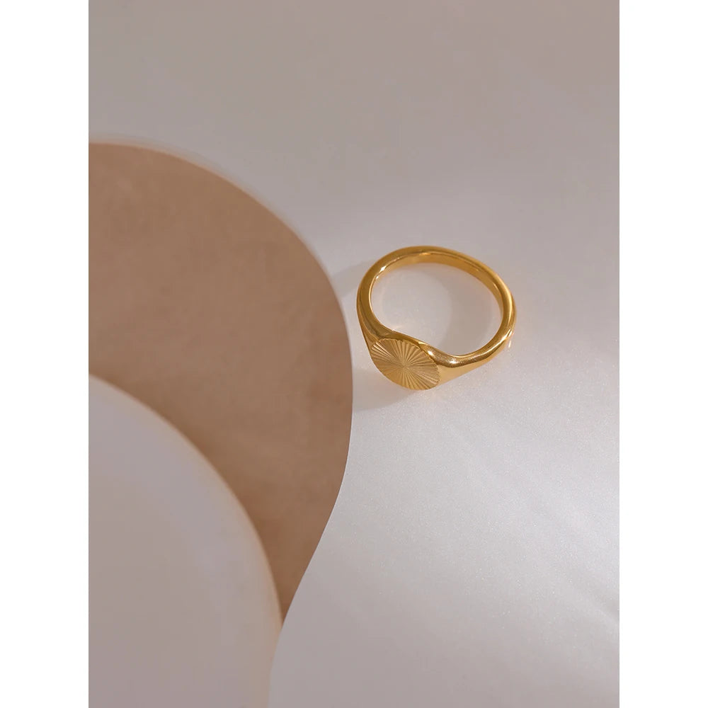 Yhpup-anel geométrico dourado de aço inoxidável para mulheres, textura metálica, anel de dedo da moda