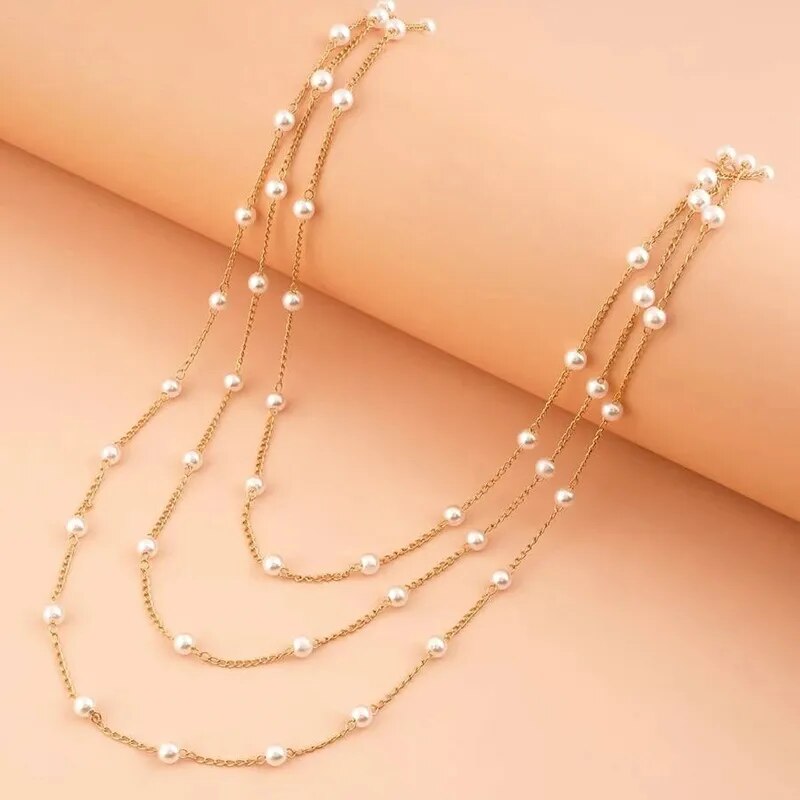 Colar Três Camadas com Pérolas