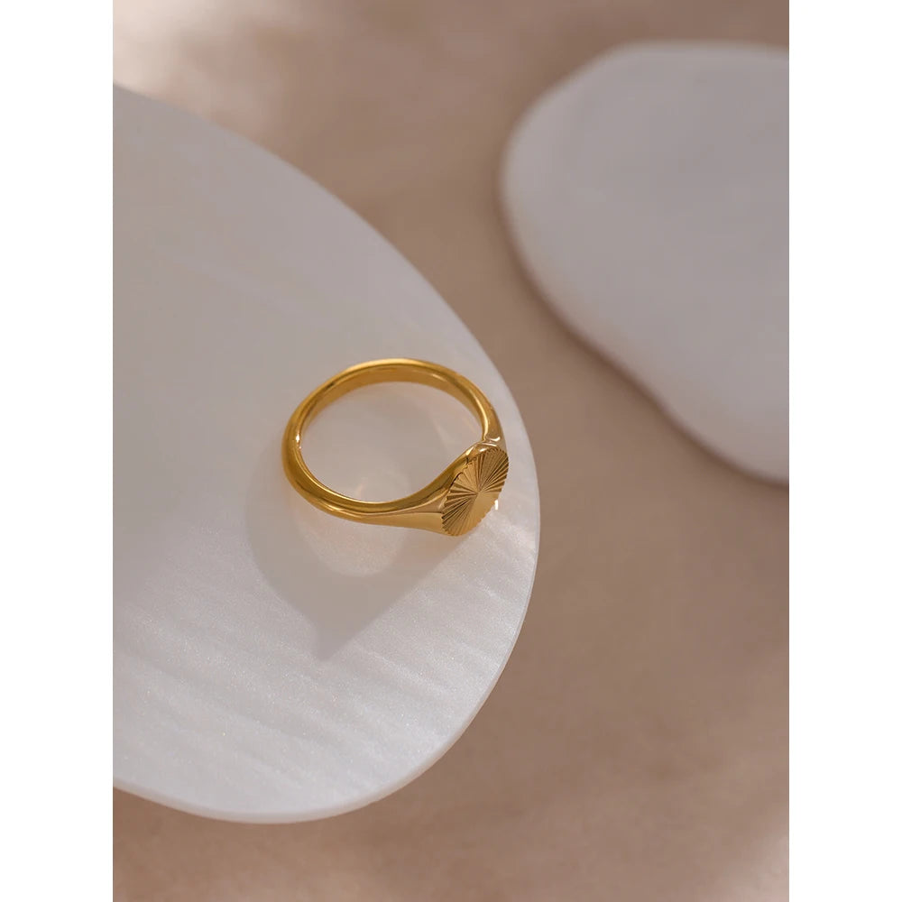 Yhpup-anel geométrico dourado de aço inoxidável para mulheres, textura metálica, anel de dedo da moda