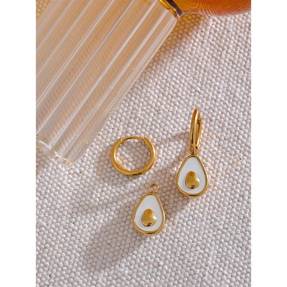 Brinco Gota Banhado a Ouro 18k