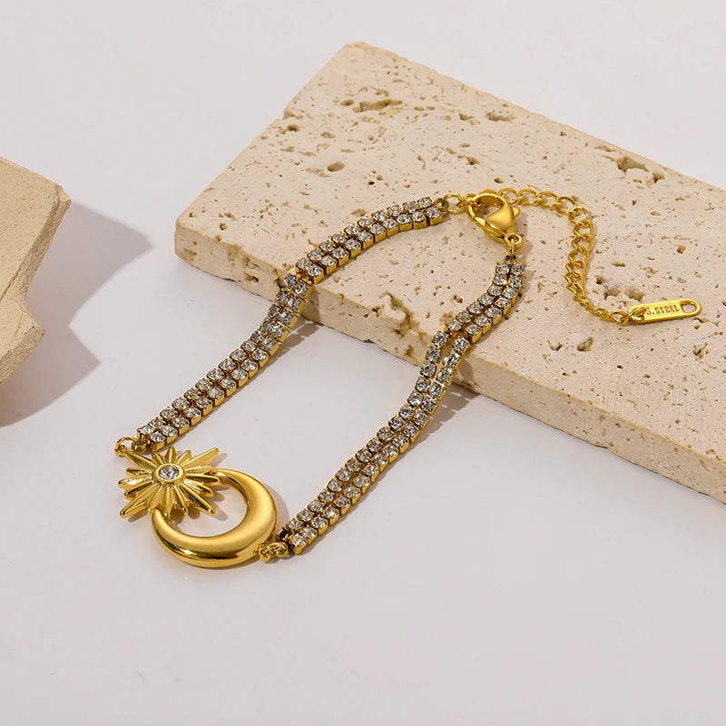 Pulseira com Pendente Lunar e Solar