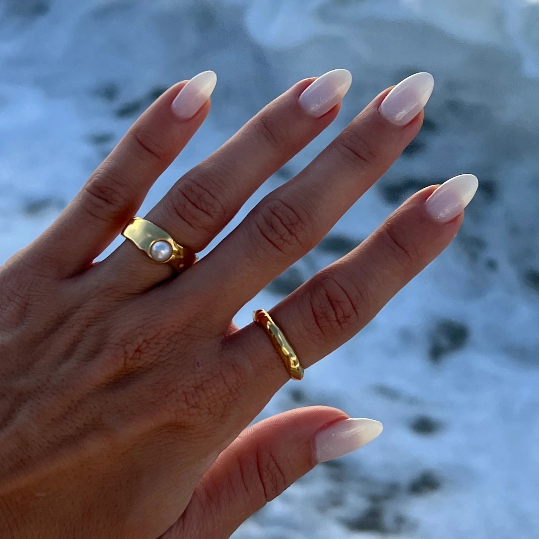 Uworld-18K anel banhado a ouro com pérola de água doce, anel estilo vintage, elegante imitação de jóias, acessórios de aço inoxidável, novo