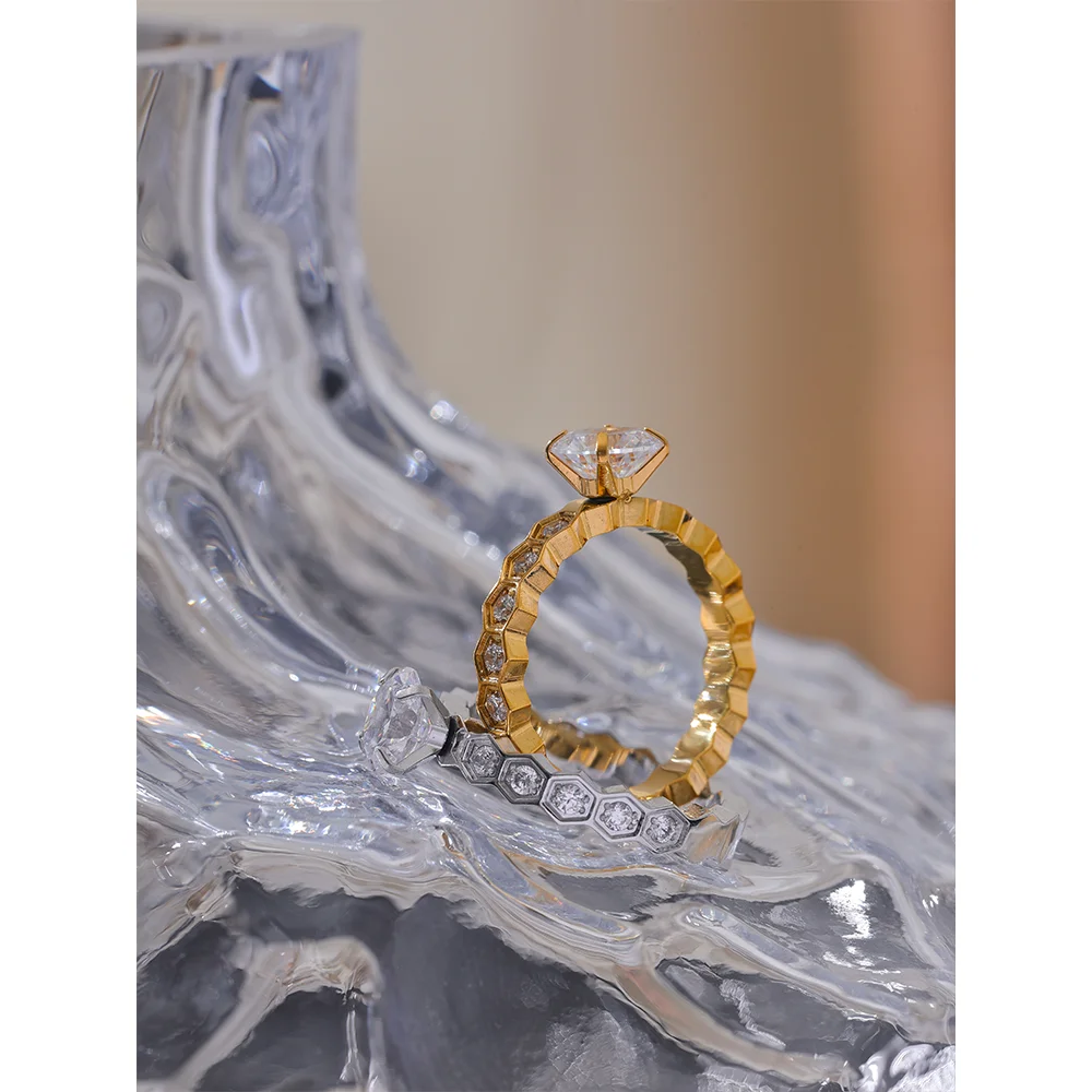 Yhpup-AAA Cubic Zirconia Classic Ring, banhado a ouro 18k PVD, CZ Bling, aço inoxidável, moda de luxo, requintado presente da jóia, 2022
