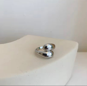 Anel Ajustável com Design Elegante Banhado a Ouro 18k