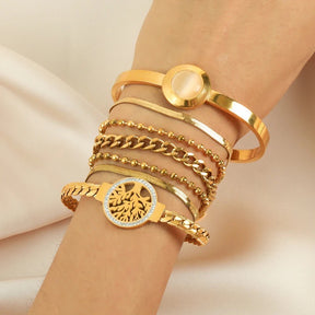 Pulseira com Pingente e Alça Trançada