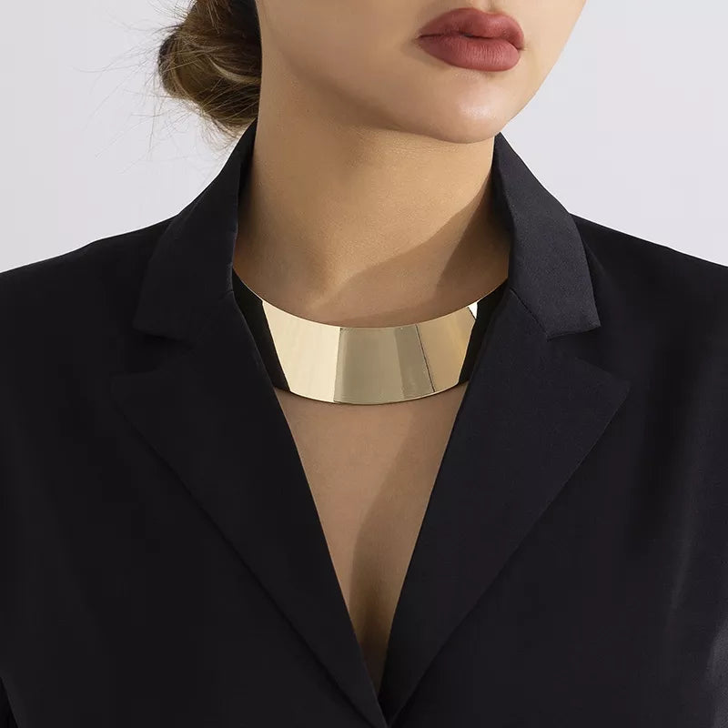Colar Chocker Minimalista