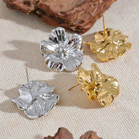 Brinco Flor Banhado a Ouro 18k