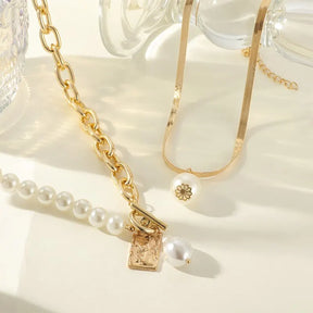 Colar Duplo Feminino com Pérolas