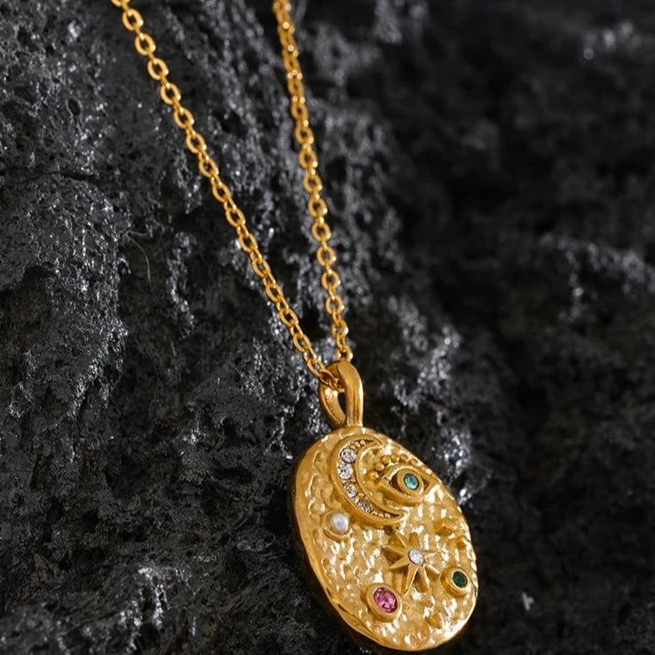 Colar Com Pingente Redondo Banhado a Ouro 18k
