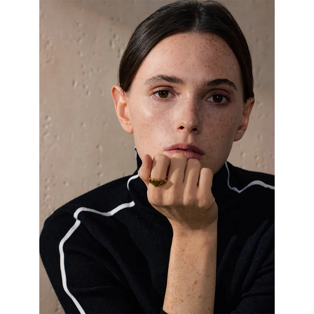 Anel Feminino Coração em Aço Inoxidável 18K