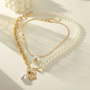 Colar Duplo Feminino com Pérolas