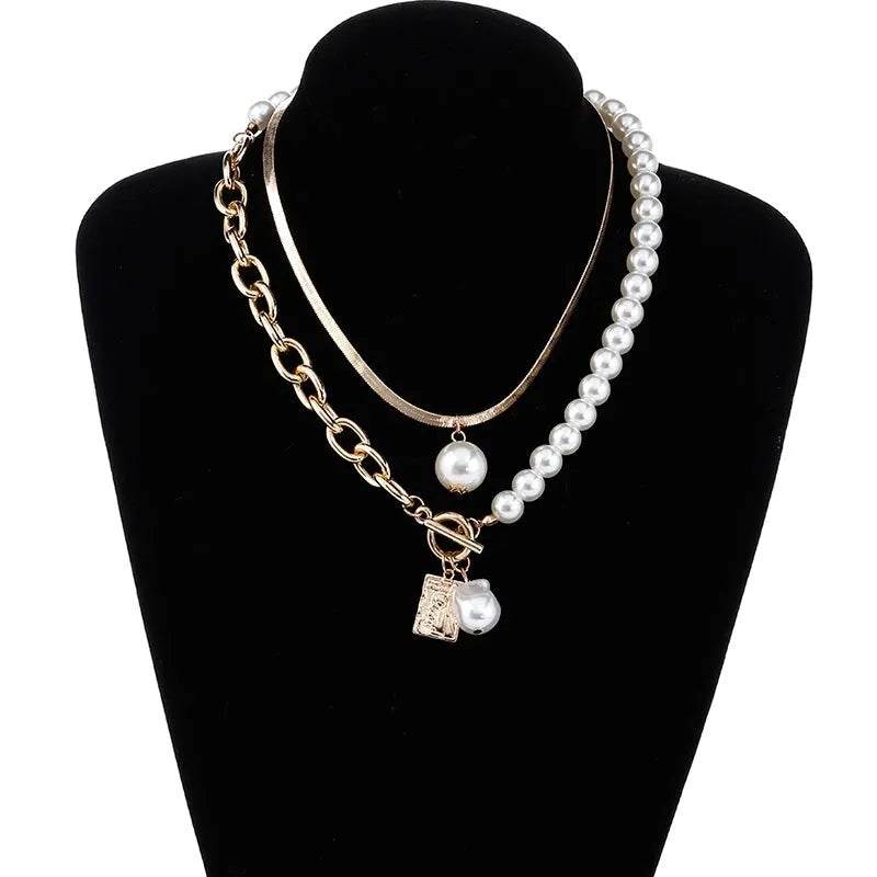 Colar Duplo Feminino com Pérolas