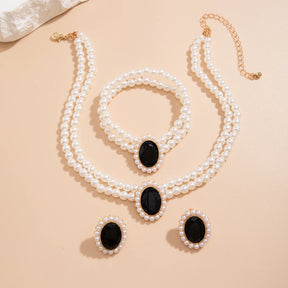 Conjunto Brinco, Colar e Pulseira com Pérolas