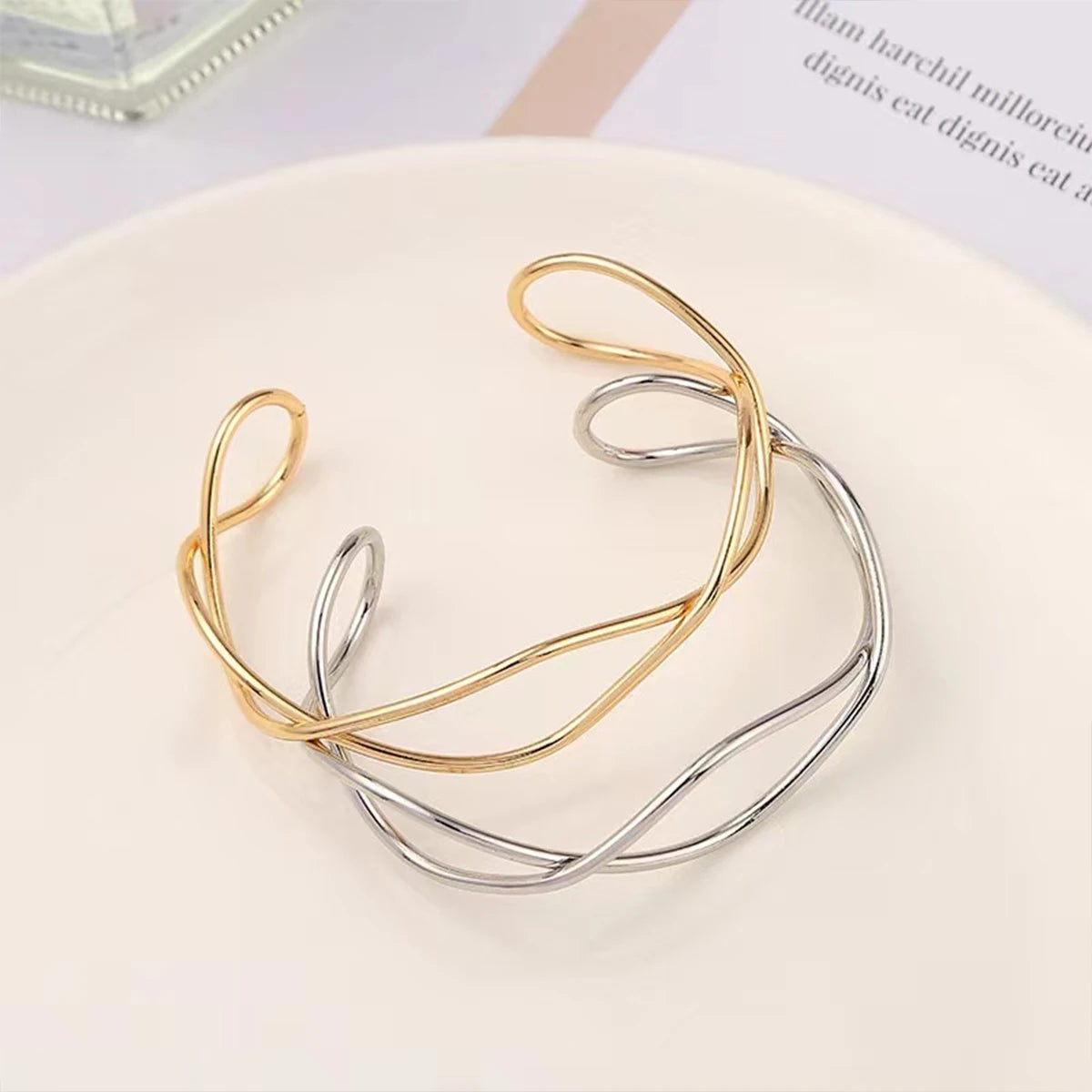 Bracelete Elegante Minimalista