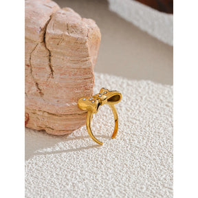 Anel de Laços com Zircônias Banhado a Ouro 18k