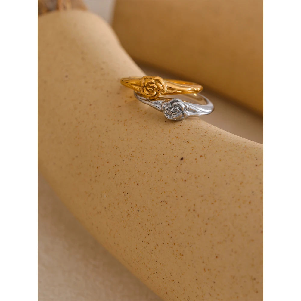 Anel Rosa Banhado a Ouro 18k