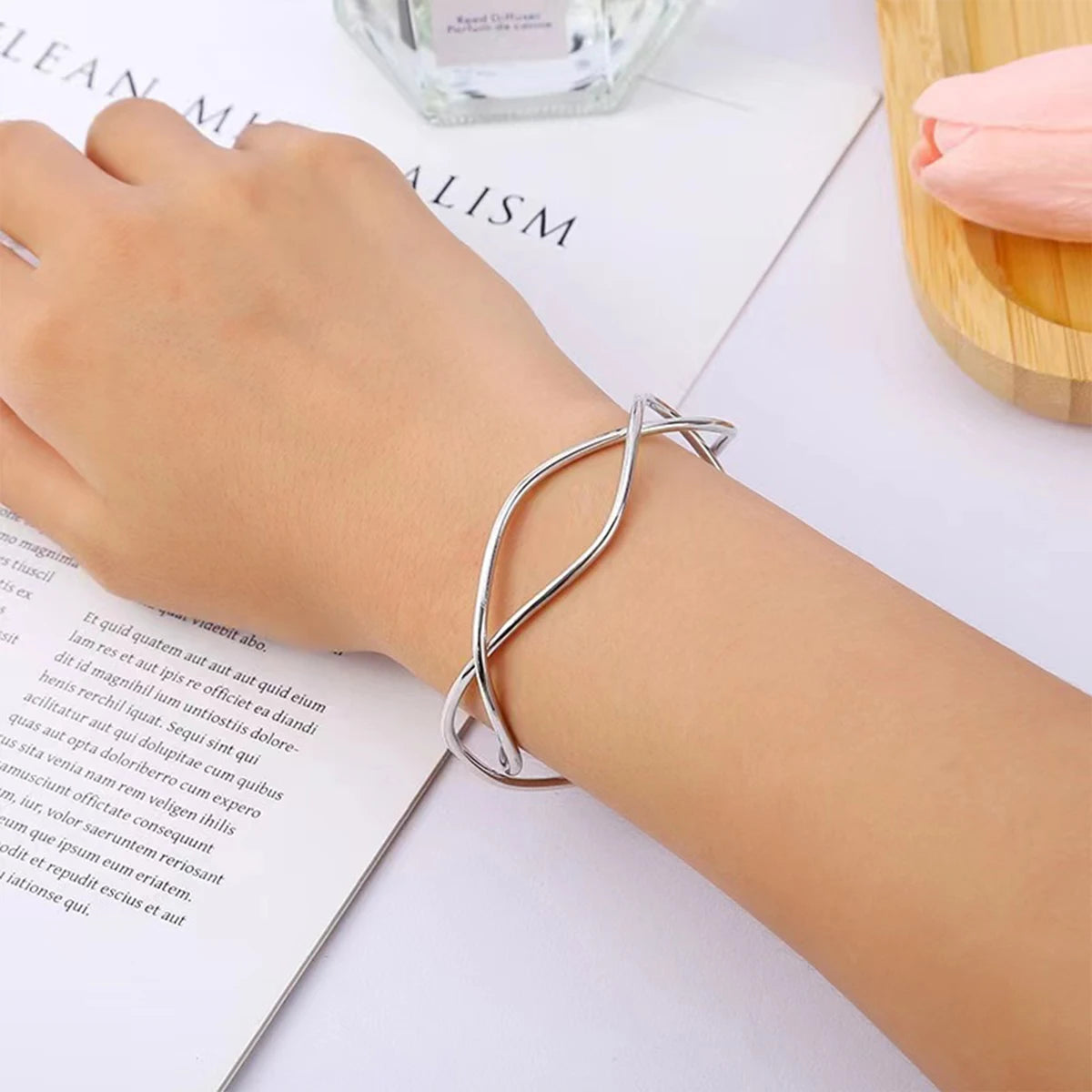 Bracelete Elegante Minimalista