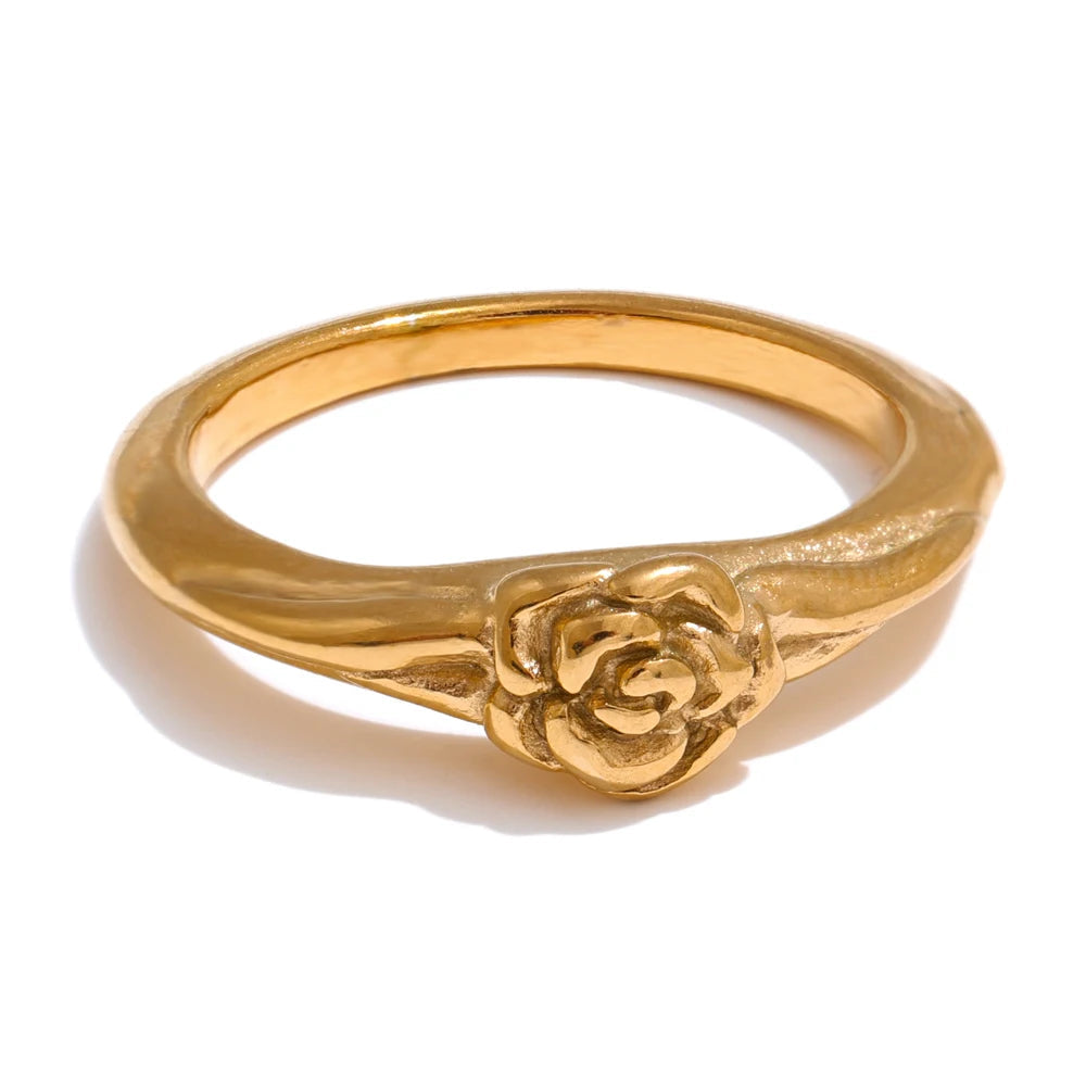 Anel Rosa Banhado a Ouro 18k